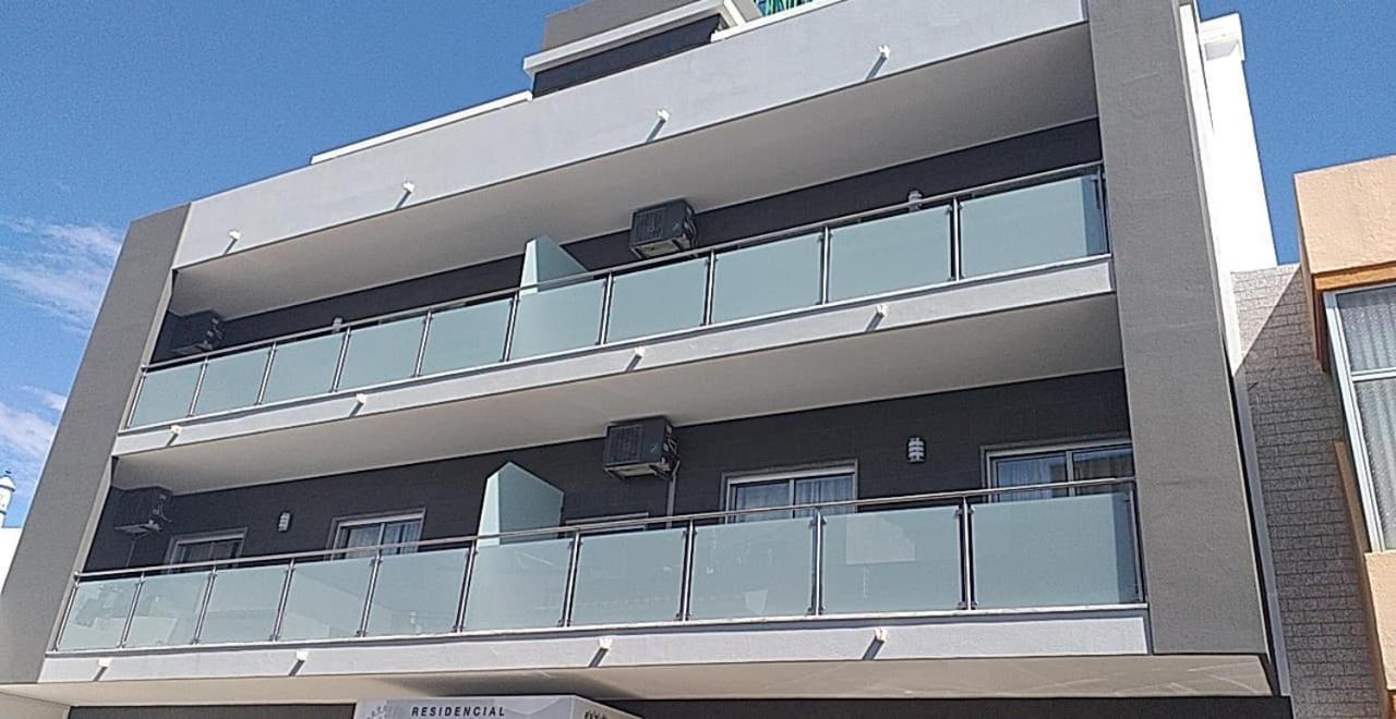 Residencial Nosso Paraiso Bed and Breakfast Quarteira Exterior foto