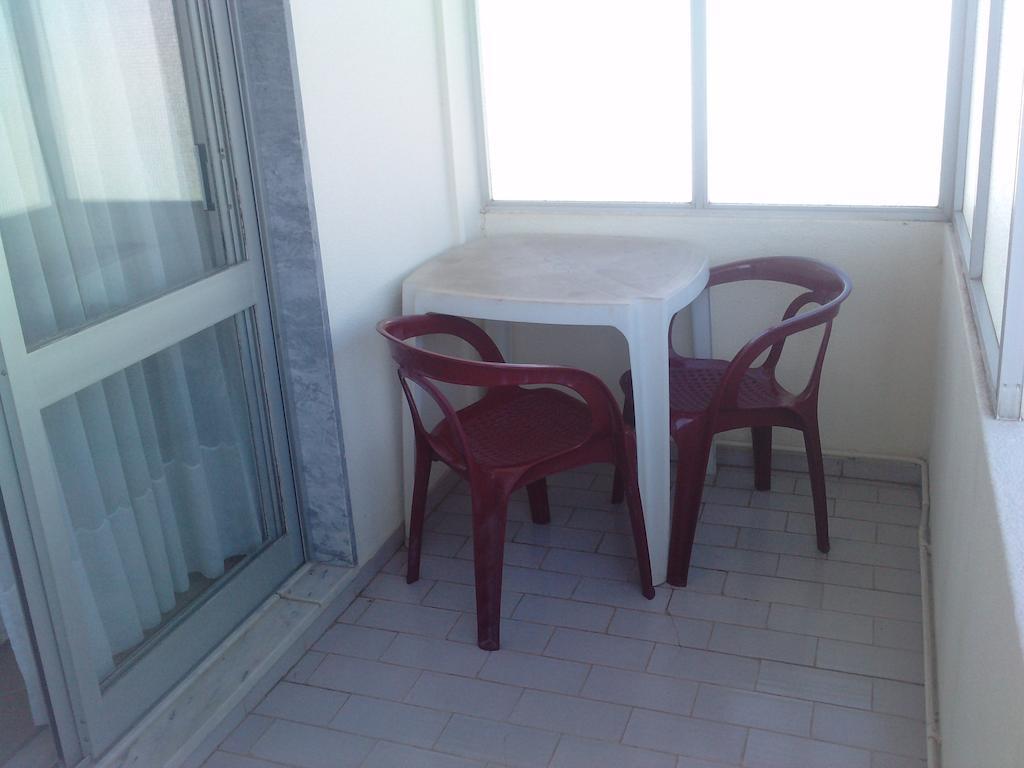 Residencial Nosso Paraiso Bed and Breakfast Quarteira Habitación foto